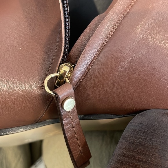 M. Gemi Italian saddle leather brown ankle boots. NWOT - Picture 11 of 11